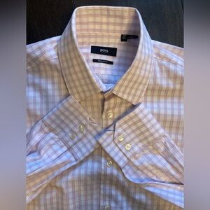 Hugo Boss All cotton lilac/ white check pattern dress shirt Size 39 (15.5”neck)